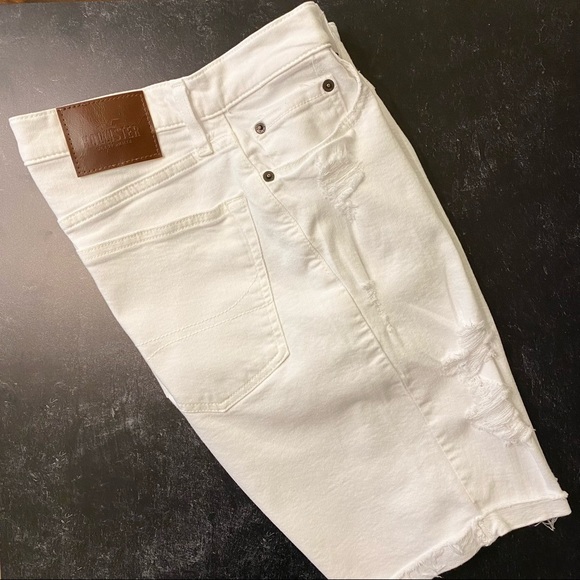 Men’s Hollister Epic Flex Skinny Denim Shorts 9” - Picture 3 of 10